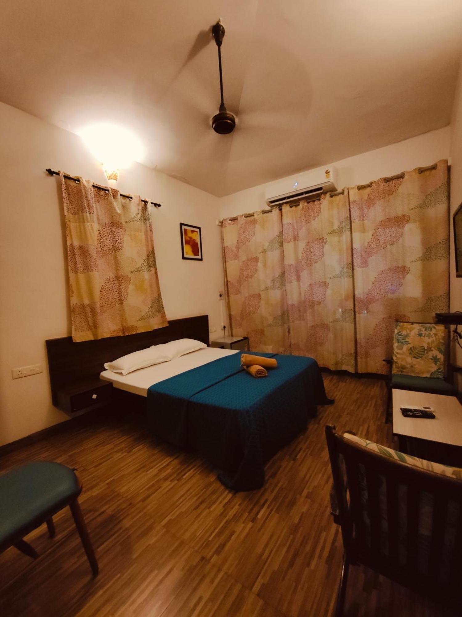 Hotel Bonanza Baga Zewnętrze zdjęcie