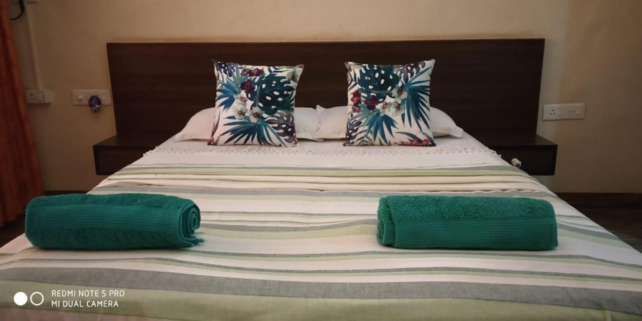 Hotel Bonanza Baga Zewnętrze zdjęcie