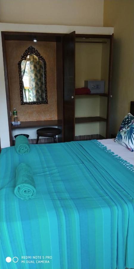 Hotel Bonanza Baga Zewnętrze zdjęcie