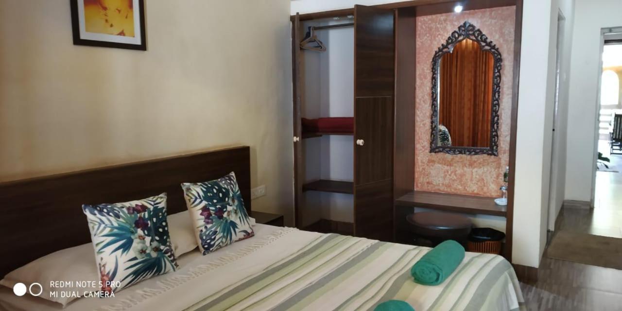 Hotel Bonanza Baga Zewnętrze zdjęcie